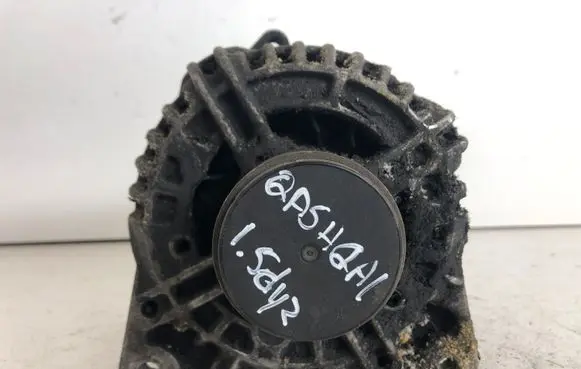 Nissan Qashqai Generator/alternator 0124525140 8200728292A
