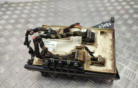 Mercedes-Benz A W176 Comfort/convenience module A1569007702