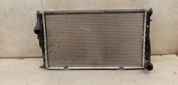 BMW 3 E90 E91 Coolant radiator 7788903
