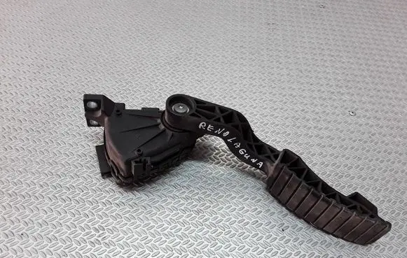 Renault Laguna II Accelerator pedal position sensor 8200003392