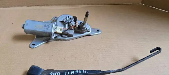 Suzuki Ignis Rear window wiper mechanism 3881086G00 3882180G00
