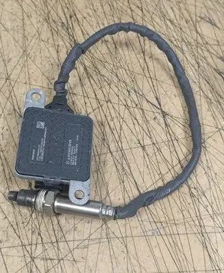 Mercedes-Benz E W213 Lambda probe sensor A0009053009