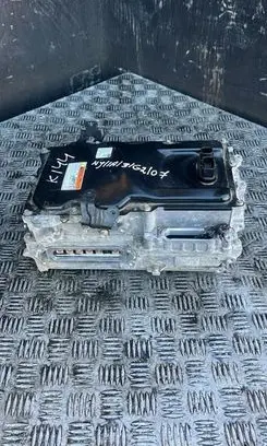 Toyota RAV 4 (XA50) Voltage converter inverter G92A042060