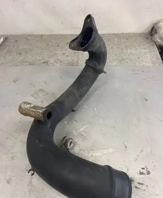 Renault Master III Engine coolant pipe/hose 165763705R