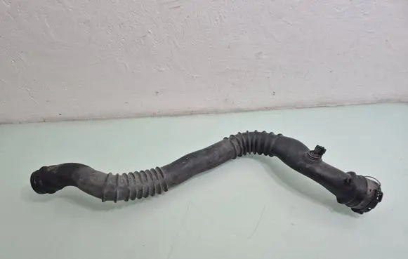 BMW X1 E84 Intercooler hose/pipe 7797483