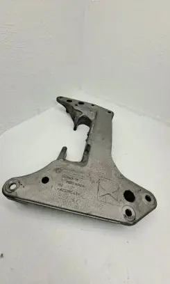 BMW 5 G30 G31 Gearbox mounting bracket 51384310