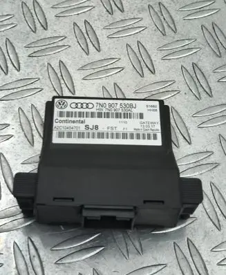 Seat Alhambra (Mk2) Gateway control module 7N0907530BJ 7N0907530AL