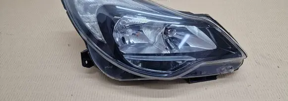 Opel Corsa D Headlight/headlamp 95510688