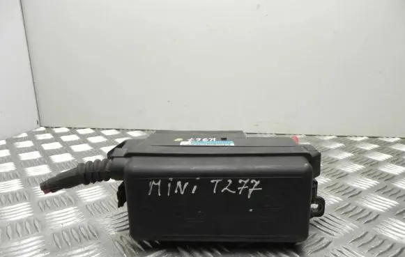 Mini One - Cooper Cabrio R52 Fuse box set 690661404 K967