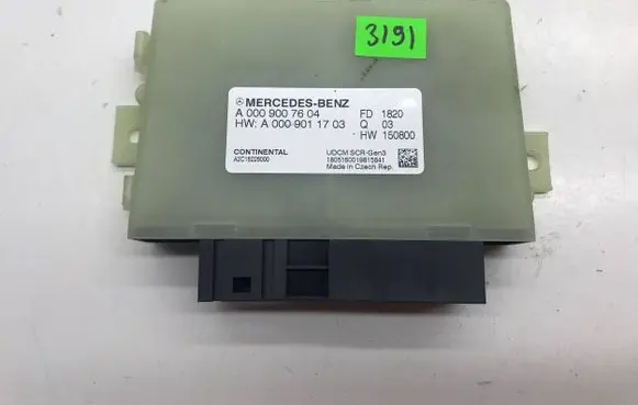 Mercedes-Benz E W213 Reducing agents exhaust control unit A0009007604 A2C18228000 A0009011703