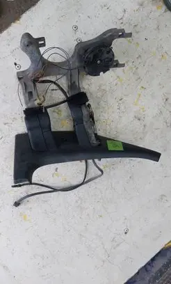 Front door electric wing mirror