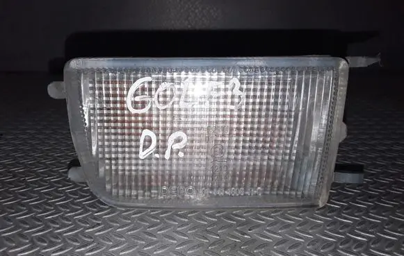 Volkswagen Golf III Front indicator light