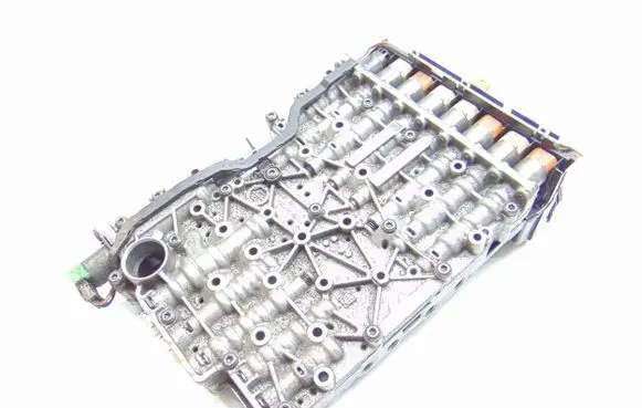 BMW 7 F01 F02 F03 F04 Transmission gearbox valve body 1087427174