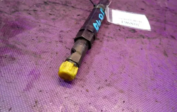 Ford Mondeo Mk III Fuel injector 0432133801