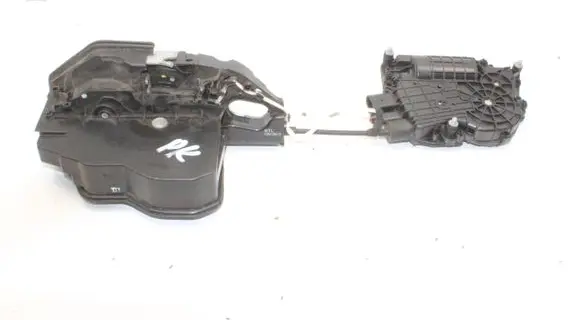 BMW 7 F01 F02 F03 F04 Coupe door lock (next to the handle) 7185691