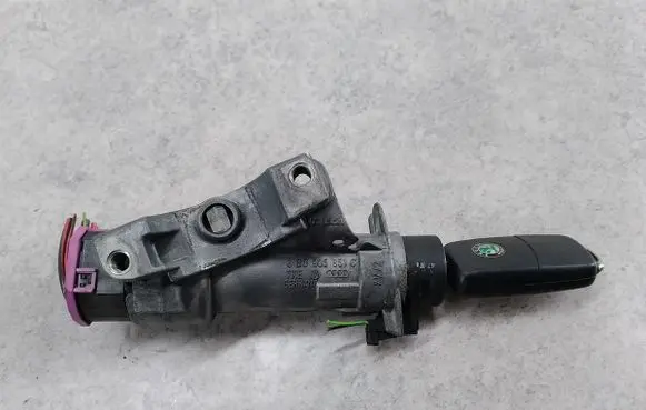 Skoda Roomster (5J) Ignition lock 4B0905851C