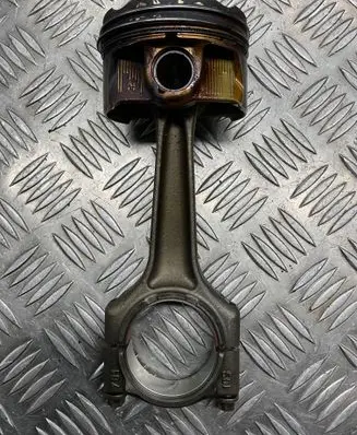 BMW 4 F36 Gran coupe Piston with connecting rod 8697733