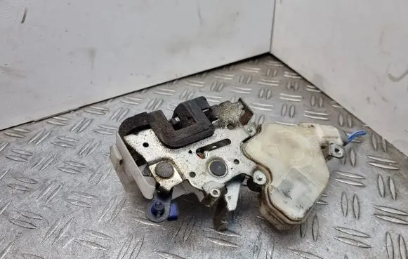 Suzuki Grand Vitara II Tailgate/trunk/boot lock/catch/latch 8055265J00 I120009