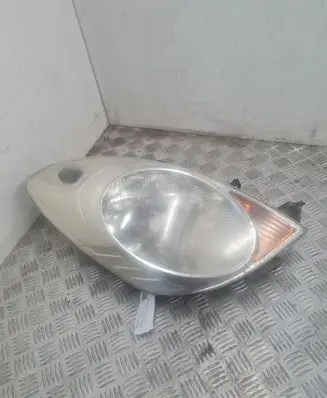 Nissan Note (E11) Headlight/headlamp