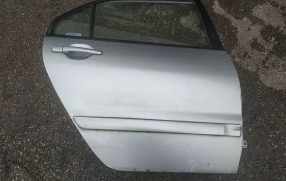 Mitsubishi Lancer Rear door pilkos