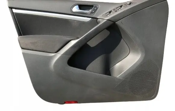 Volkswagen Tiguan Front door card panel trim 5N0867011