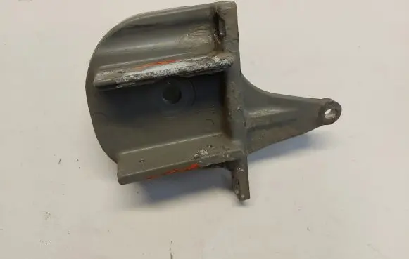 Tesla Model S Engine mount vacuum valve 1034558