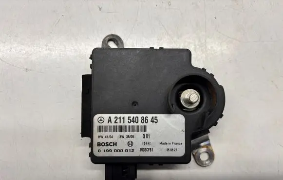 Mercedes-Benz E W211 Charging relay 0199000012