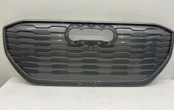 Front bumper upper radiator grill