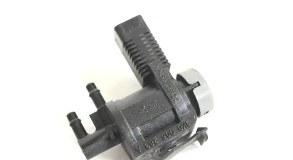 Audi A4 S4 B8 8K Turbo solenoid valve 1K0908283A