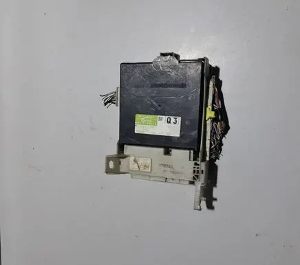 Toyota Yaris Central body control module 892210D110 MB2380008333
