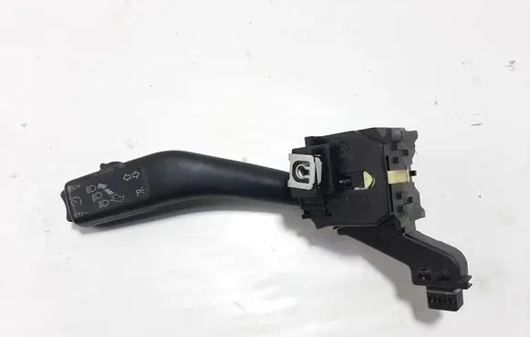 Volkswagen Golf V Indicator stalk 1K0953513F