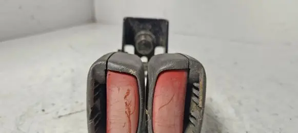 Volvo S80 Rear seatbelt buckle 9156906