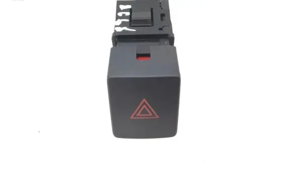 Nissan Qashqai Hazard light switch