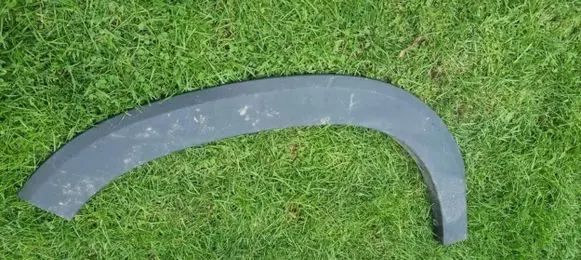 Dacia Duster II Front arch trim 8201713061