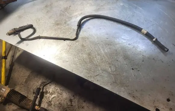 Ford Mondeo Mk III Power steering hose/pipe/line 98bg-3a713-gc