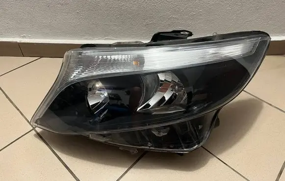 Mercedes-Benz Vito Viano W447 Headlight/headlamp A4479067700