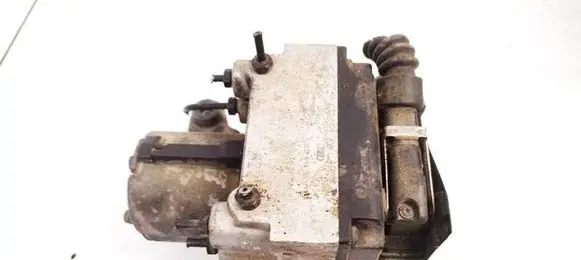 Audi A4 S4 B5 8D ABS Pump 8D0614111