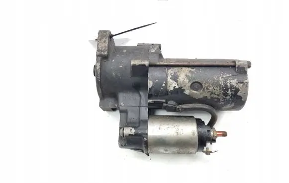 Mitsubishi Pajero Starter motor