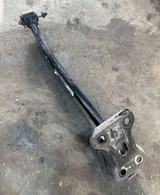 Rear control arm