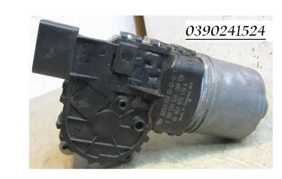 Volkswagen Polo III 6N 6N2 6NF Wiper motor 0390241524 BOSCH