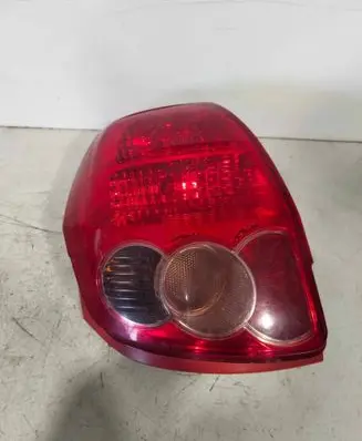 Toyota Auris 150 Rear/tail lights E132303