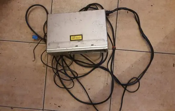 Volkswagen Polo IV 9N3 CD/DVD changer CXDP9061EN 310400