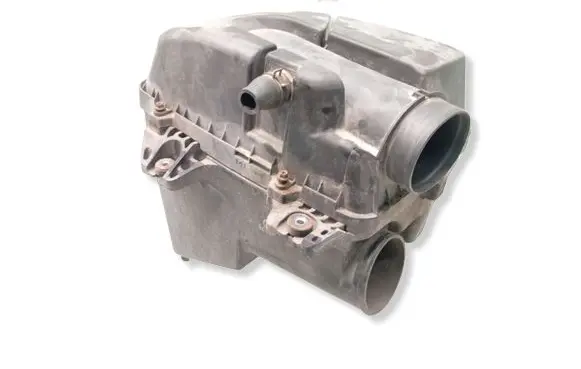 Honda FR-V Air filter box 6C06