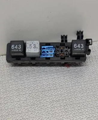 Volkswagen Golf VI Fuse module 1K1937503