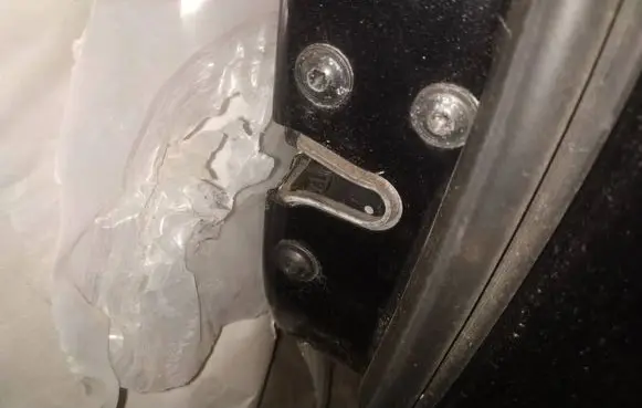 Opel Insignia A Front door lock