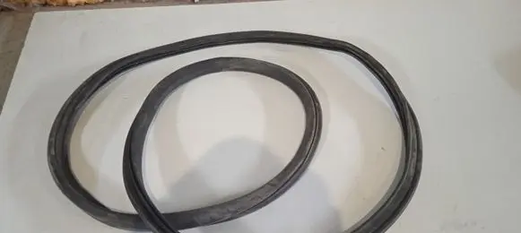 Bentley Continental Loading door rubber seal (on body) 3W7827705A