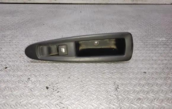 Citroen C4 I Electric window control switch 9649636777