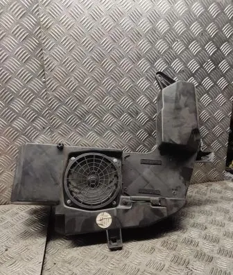 Audi A5 8T 8F Subwoofer speaker 8e9035382