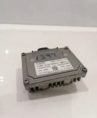 Jaguar XK - XKR Fuel injection pump control unit/module 7W839D372AA 81722316 A2C53124461