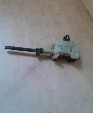 Volvo V70 Central locking motor 86113136